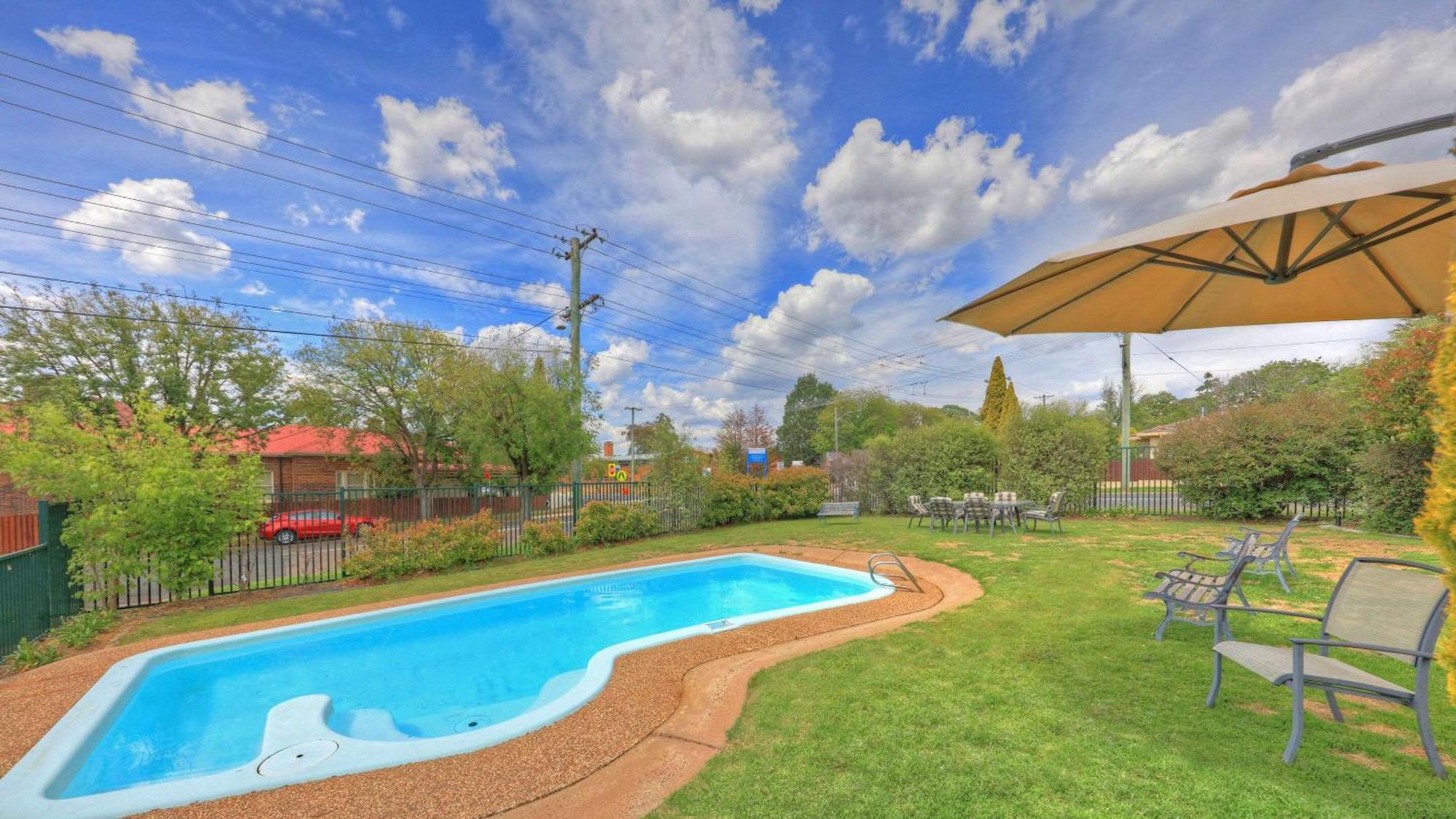 Alluna Motel Armidale Exterior photo